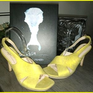 Donald J Pliner "Nola"Sling Back Heels